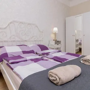  Apartman Aurora Main Street