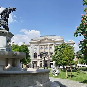 Fresh And Personal Near Buda Castle Apartamento